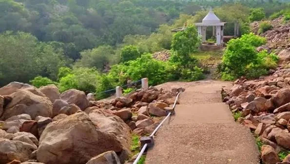 Parson Temple