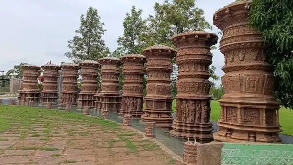 Purkhauti Muktangan