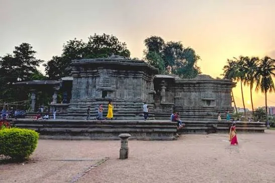 Rayaparthy Shiva Temple