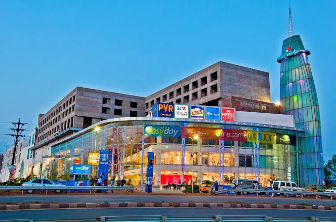 Magneto The Mall