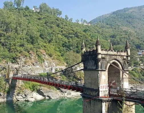 Victoria Bridge