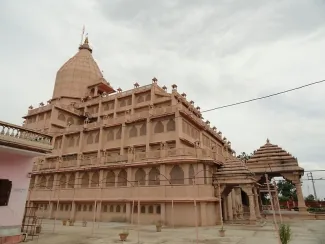 Shri Bhakti Dham Temple