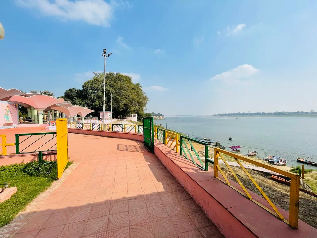Saraswati Ghat