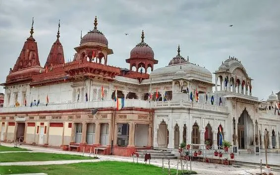 Mahavirji Temple