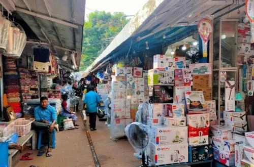 Bapuji Nagar Market