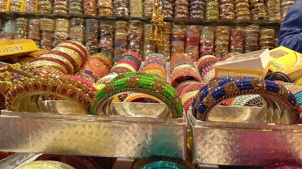 Parade Market