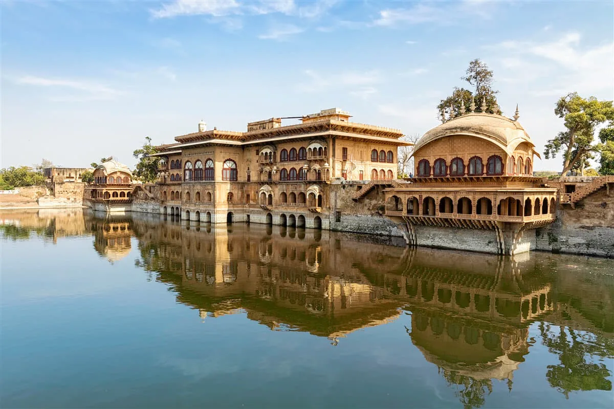 Kishan Bhavan Fountain