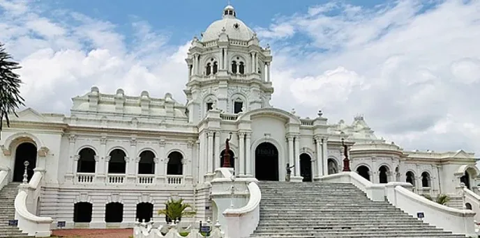 Ujjayanta Palace