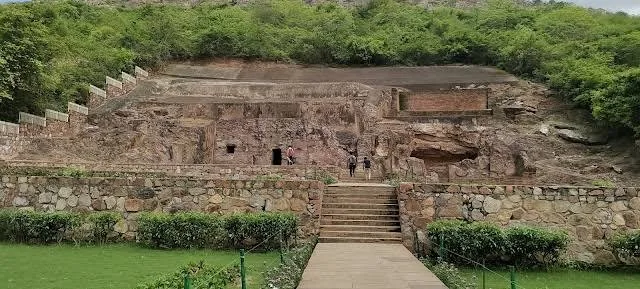 Ajatshatru Fort and Cyclopean Wall