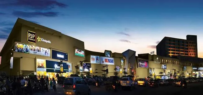 P&M Hi-Tech City Centre Mall
