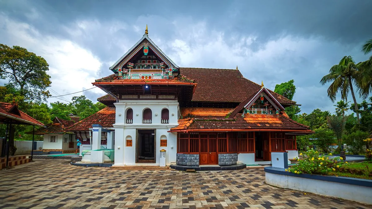 Thazhathangadi Juma Masjid