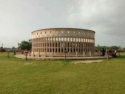 Seven Wonders Park