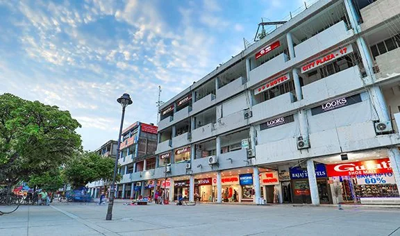 Sector 17 Market