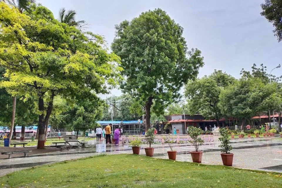 Lendi Baug