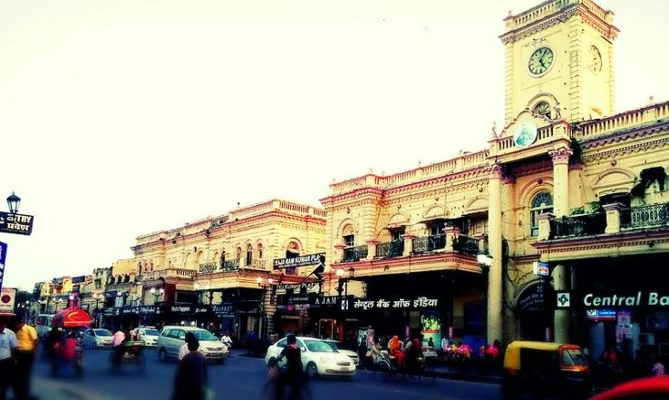 Janpath Market