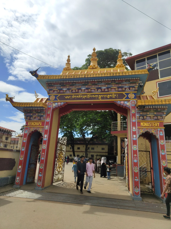 Namdroling Monastery (Golden Temple)