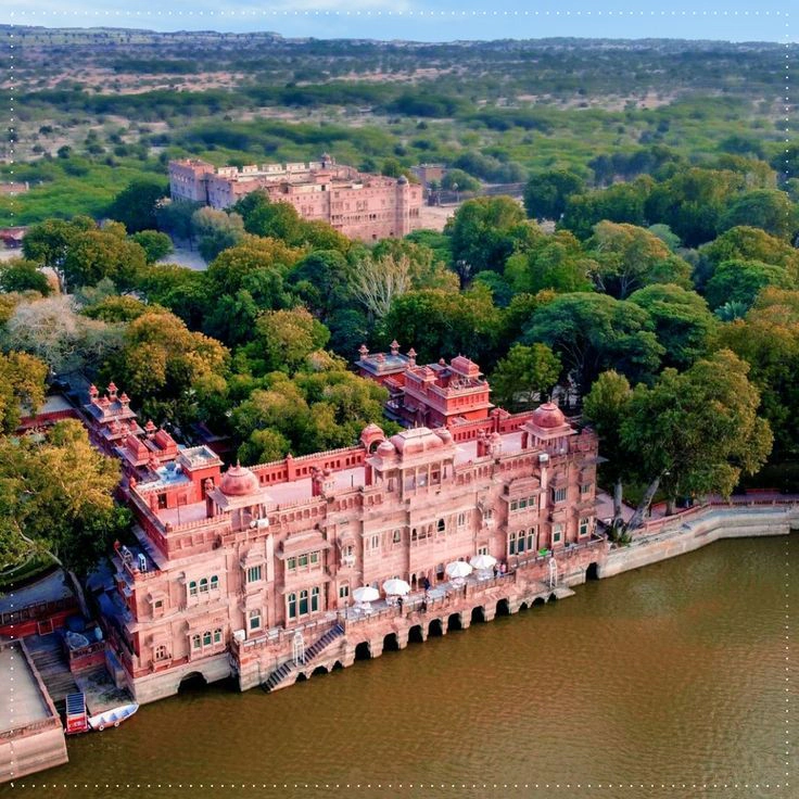 Gajner Palace & Wildlife Sanctuary