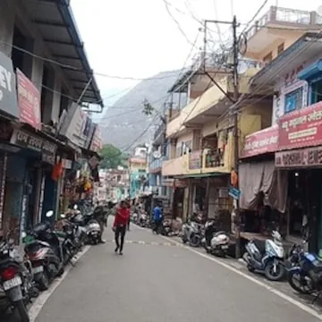 Joshimath Local Market