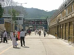 Vaikuntam Queue Complex