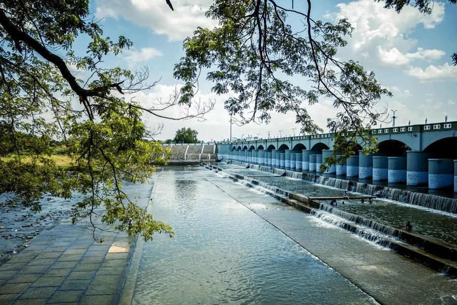 Kallanai Dam