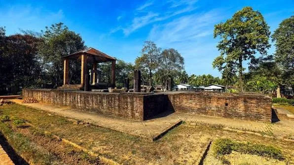 Da Parbatia Ruins