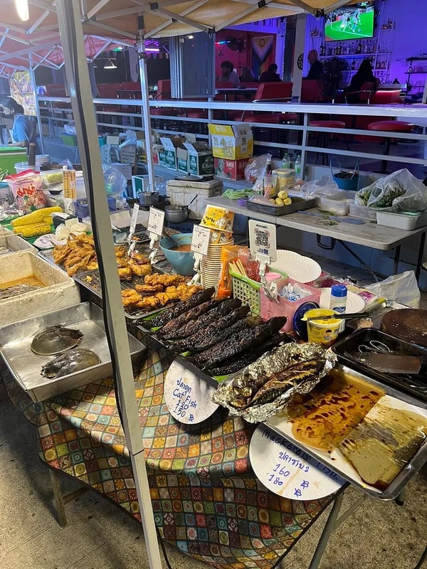 Bada Sarafa Bazaar