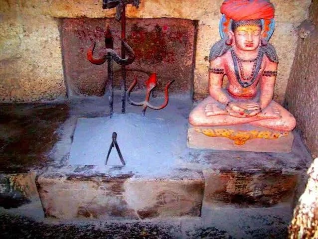 Bhartrihari Caves
