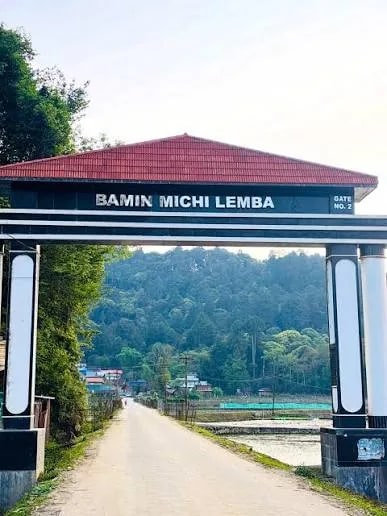 Bamin-Michi Village