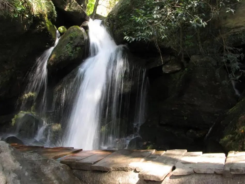 Jana Waterfall and Shiva Temple