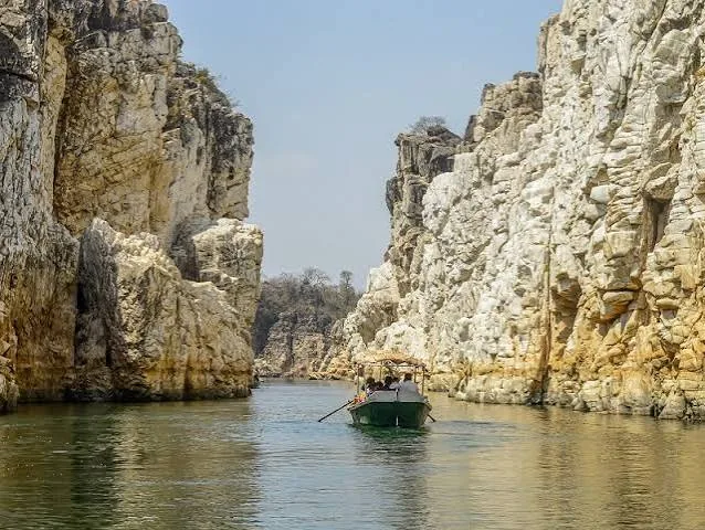 Marble Rocks (Bhedaghat)