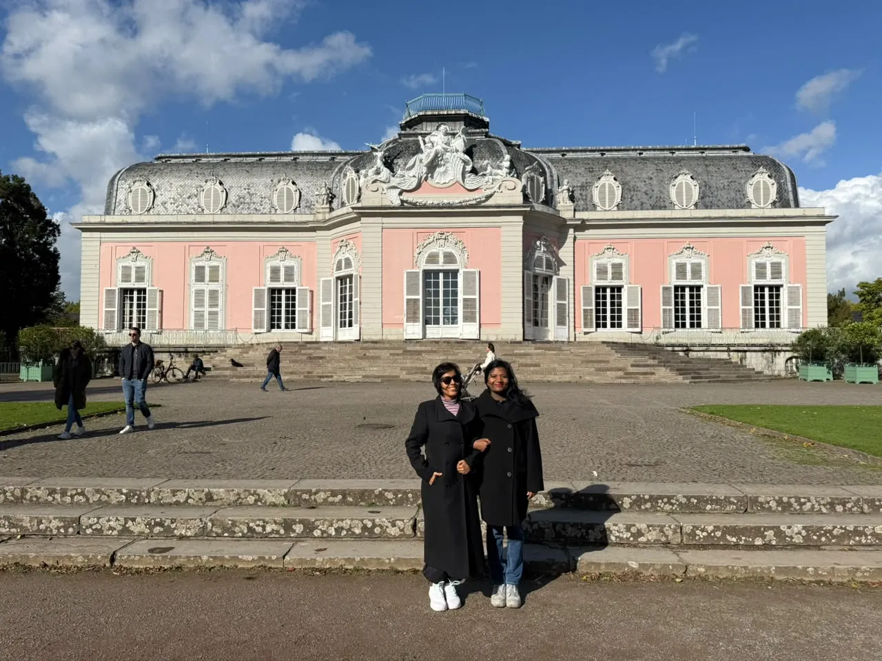 My Day at Benrath: Between Grandeur and the Great Outdoors