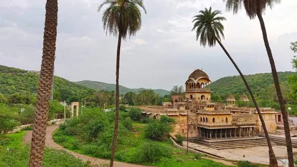 Shikar Burj