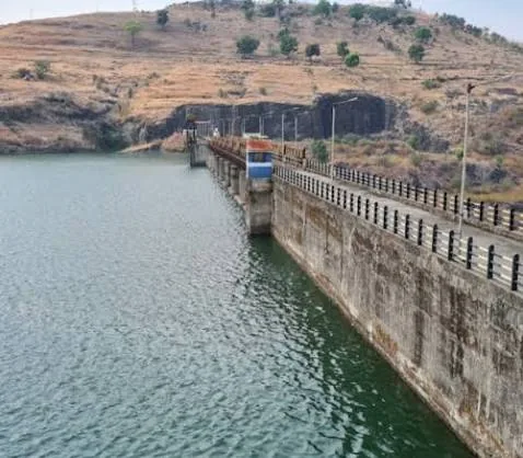 Aralakalmodi Dam