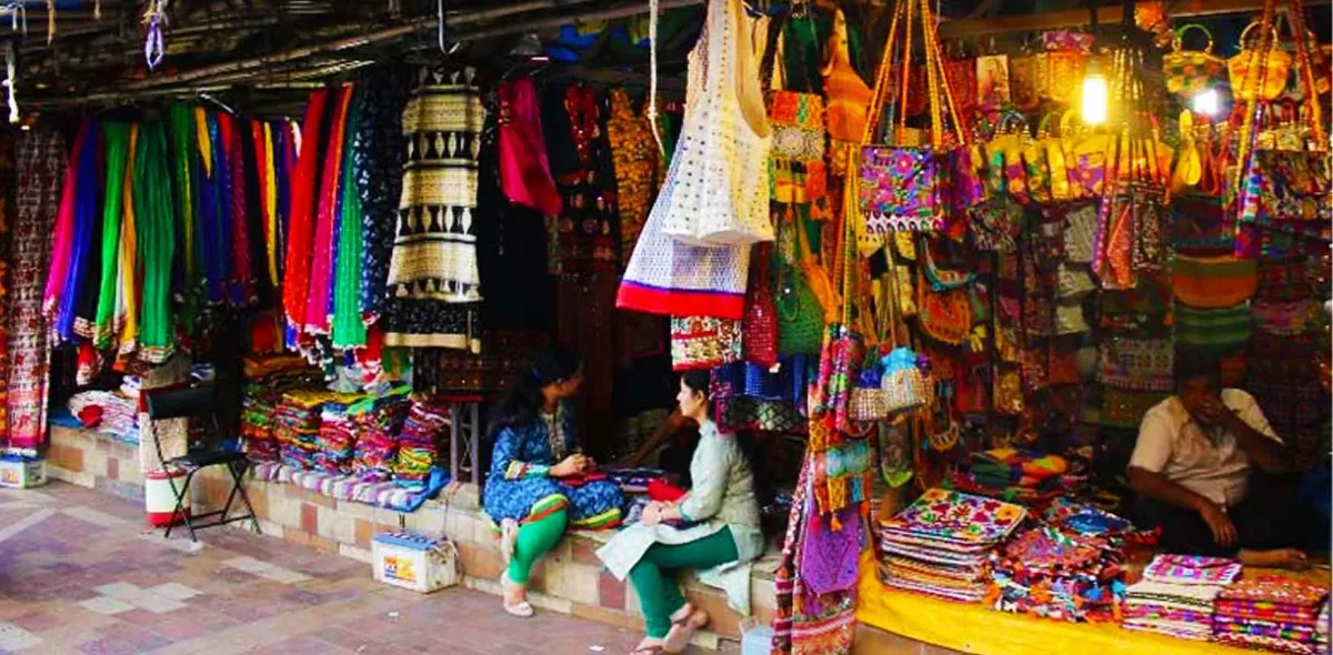 Main Bazar, Prabhas Patan