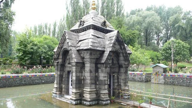 Pandrethan Shiva Temple