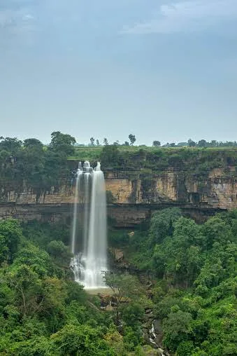Tamra Ghoomar Falls