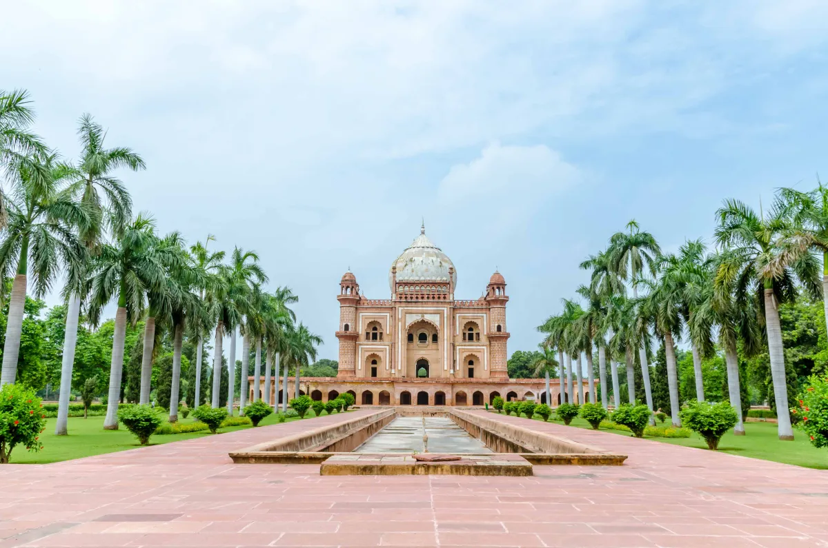 Safdarjung Tomb