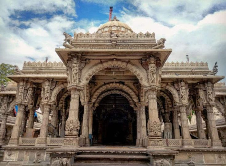 Hutheesing Jain Temple